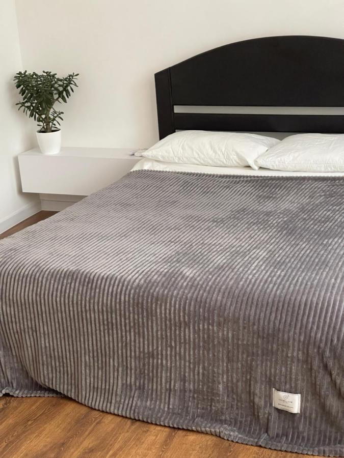Sobornosti Apartment Poltava City Esterno foto